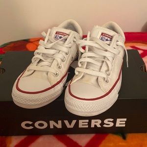 Converse: White Low Tops